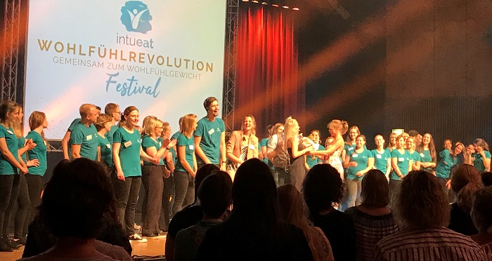 Wohlfühlrevolution Festival, Finale mit dem ganzen Team
