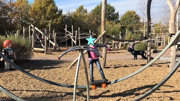 Ausflugstipp mit Kindern: Playmobil FunPark, Balancier-Parcours
