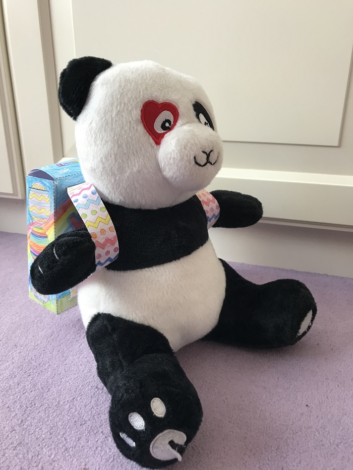 Buchtipp "Geliebtes Herzenskind" von Bianca Batanas - Panda Paul bekommt einen Rucksack