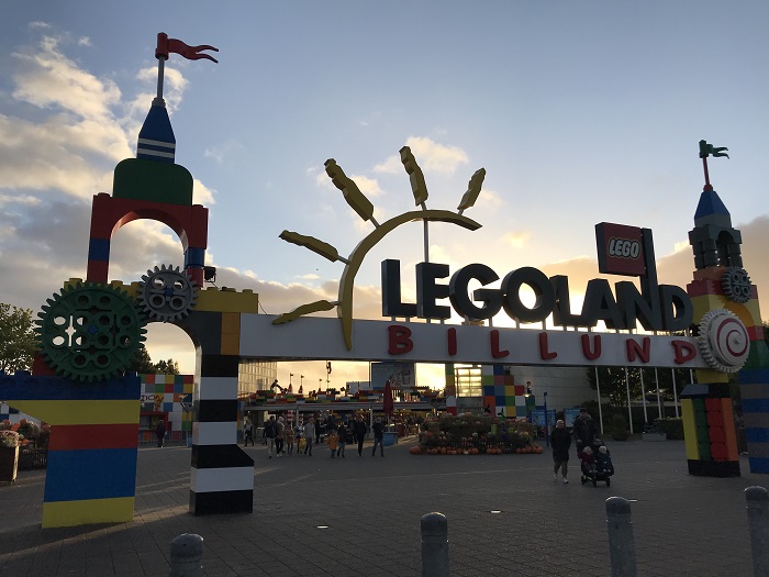 Jahresrückblick 2021 - Legoland Eingang